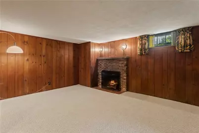 20 Drowne Parkway, East Providence, RI 02916 - Photo 32