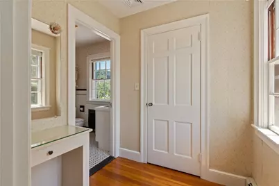 20 Drowne Parkway, East Providence, RI 02916 - Photo 26