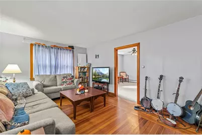 379 Maple Avenue, Barrington, RI 02806 - Photo 8