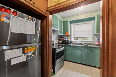379 Maple Avenue, Barrington, RI 02806 - Photo 14