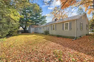 93 S Pierce Rd, East Greenwich, RI 02818 - Photo 34