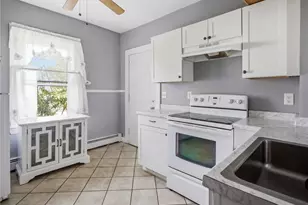 83 Homer St, Providence, RI 02905 - Photo 4