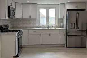 170 Hendrick St, Providence, RI 02908 - Photo 2