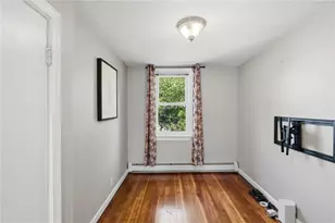 39 Pike St, West Warwick, RI 02893 - Photo 6
