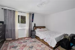 807 Pontiac Ave, Cranston, RI 02910 - Photo 20