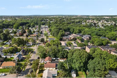807 Pontiac Avenue, Cranston, RI 02910 - Photo 38
