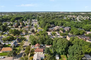 807 Pontiac Ave, Cranston, RI 02910 - Photo 38