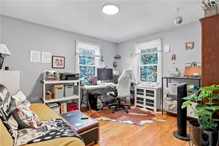 163 Isabella Ave, Providence, RI 02908 - Photo 10