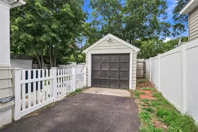 163 Isabella Avenue, Providence, RI 02908 - Photo 38