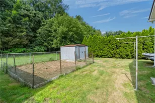 204 Knollwood Dr, Woonsocket, RI 02895 - Photo 30