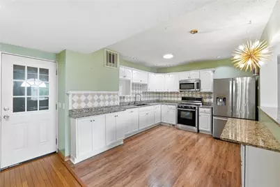 137 Reservoir Avenue, Providence, RI 02907 - Photo 4