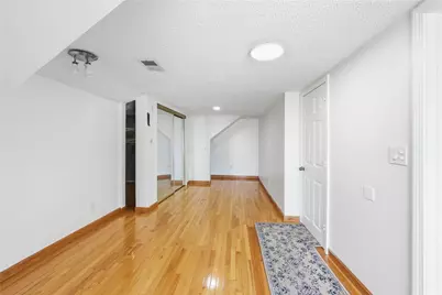 137 Reservoir Avenue, Providence, RI 02907 - Photo 8