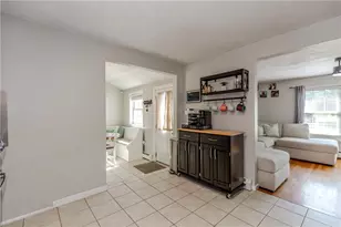 3 Sutton St, Smithfield, RI 02828 - Photo 6