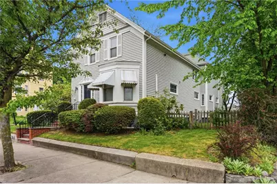 407 Smithfield Avenue, Pawtucket, RI 02860 - Photo 40