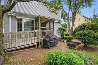 407 Smithfield Avenue, Pawtucket, RI 02860 - Photo 48