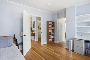 407 Smithfield Ave, Pawtucket, RI 02860 - Photo 12