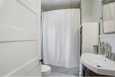 104 Fairview Avenue, Pawtucket, RI 02860 - Photo 4