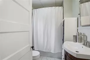 104 Fairview Ave, Pawtucket, RI 02860 - Photo 4