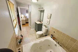 18 Calef St, Cranston, RI 02920 - Photo 8