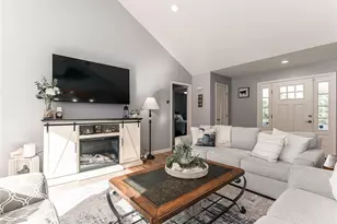 11 Kendall Ct, Charlestown, RI 02813 - Photo 16