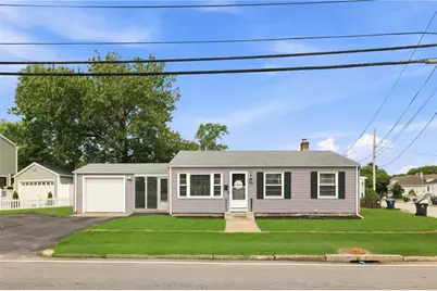 816 Cottage Street, Pawtucket, RI 02816 - Photo 16