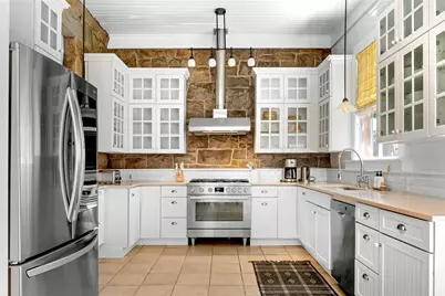 3 Hazard Avenue, Newport, RI 02840 - Photo 16
