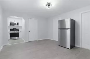 92 Sylvian St, Central Falls, RI 02863 - Photo 4