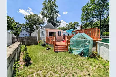 115 Davis Avenue, Cranston, RI 02910 - Photo 6