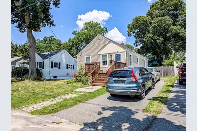 115 Davis Avenue, Cranston, RI 02910 - Photo 2