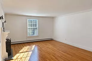 571 Bellevue Ave, Newport, RI 02840 - Photo 10
