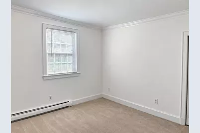 571 Bellevue Avenue #2, Newport, RI 02840 - Photo 12