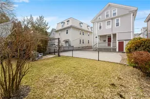 130 Sutton St, Providence, RI 02903 - Photo 4