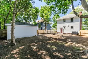 41 Wellesley Ave, North Providence, RI 02911 - Photo 10