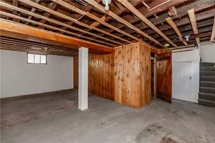 41 Wellesley Ave, North Providence, RI 02911 - Photo 6