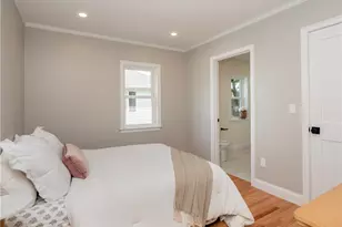 31 Prescott Hall Rd, Newport, RI 02840 - Photo 38