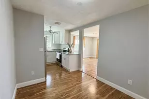 728 Beverage Hill Ave, Pawtucket, RI 02861 - Photo 6