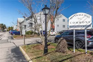 728 Beverage Hill Ave, Pawtucket, RI 02861 - Photo 4