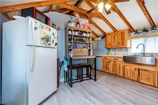 19 East Andrew Comstock Rd, Warwick, RI 02886 - Photo 20