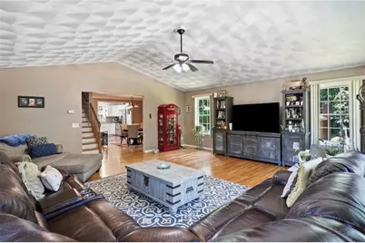 106 Bishop Hill Road, Johnston, RI 02919 - Photo 18