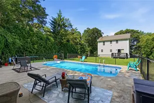 106 Bishop Hill Rd, Johnston, RI 02919 - Photo 36
