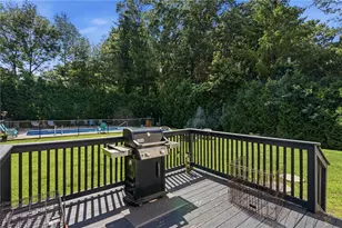 106 Bishop Hill Rd, Johnston, RI 02919 - Photo 32