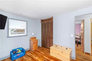 27 Vineyard St, Pawtucket, RI 02860 - Photo 18