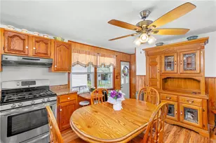 27 Vineyard St, Pawtucket, RI 02860 - Photo 4