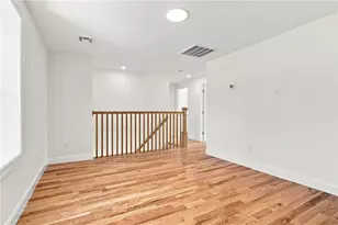 38 Winsor St, Cumberland, RI 02864 - Photo 10
