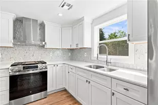 38 Winsor St, Cumberland, RI 02864 - Photo 26