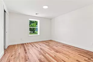 38 Winsor St, Cumberland, RI 02864 - Photo 2