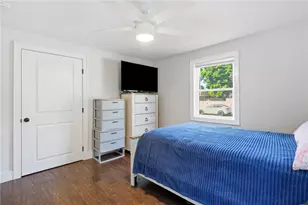 6 Adrian St, Warwick, RI 02886 - Photo 18