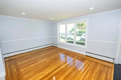 16 Victoria Avenue, Cranston, RI 02920 - Photo 2