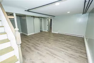 16 Victoria Ave, Cranston, RI 02920 - Photo 10