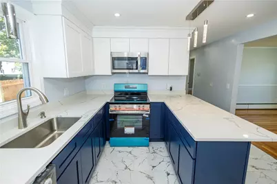 16 Victoria Avenue, Cranston, RI 02920 - Photo 4